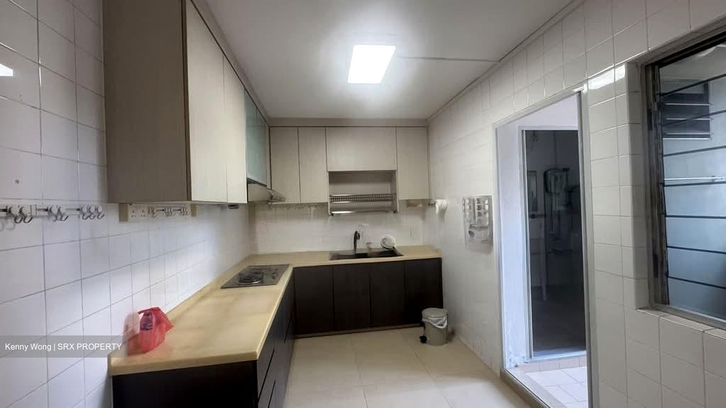 Blk 81A Lorong 4 Toa Payoh (Toa Payoh), HDB 4 Rooms #574388361